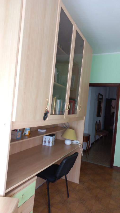 Appartamento Incantevole Al Centro Di Торваяника Екстериор снимка