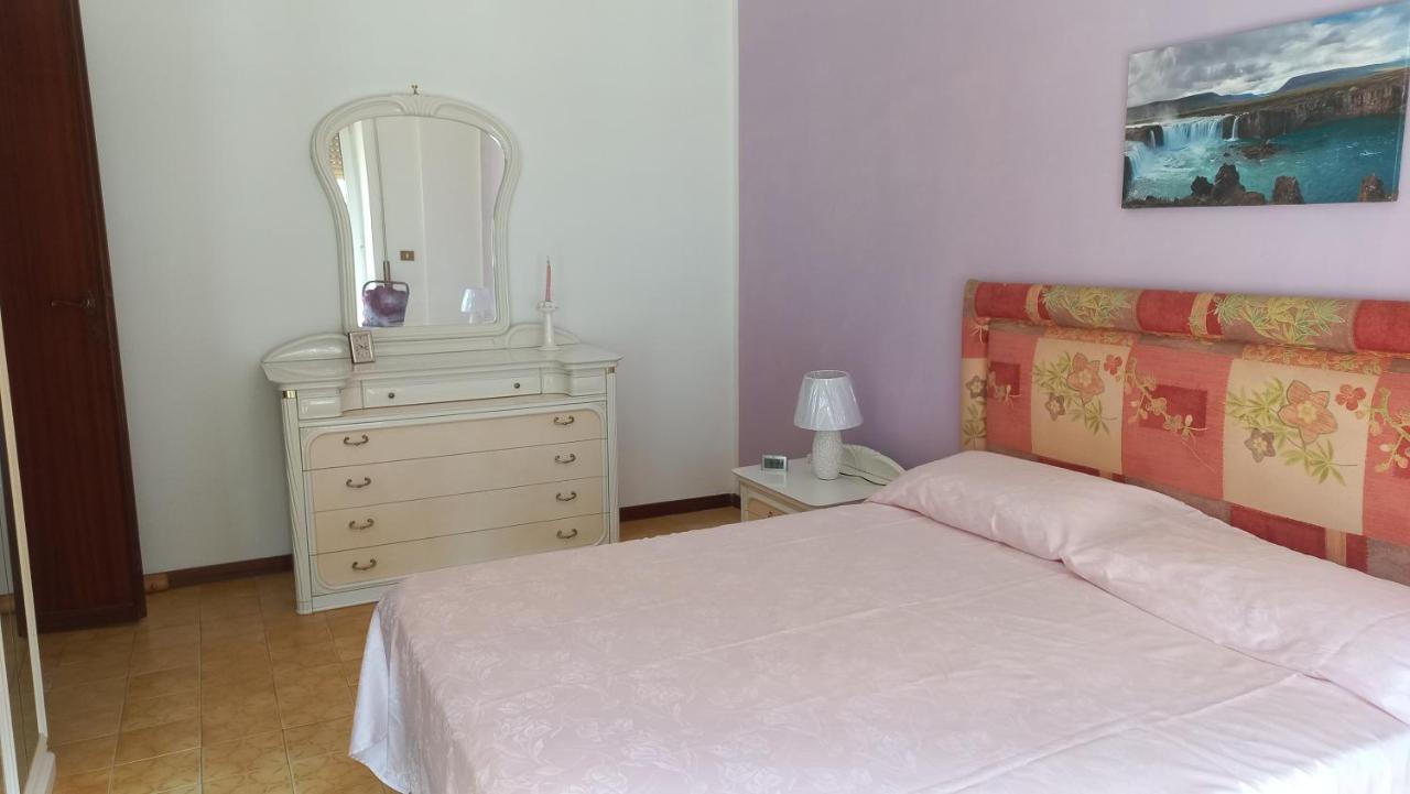 Appartamento Incantevole Al Centro Di Торваяника Екстериор снимка