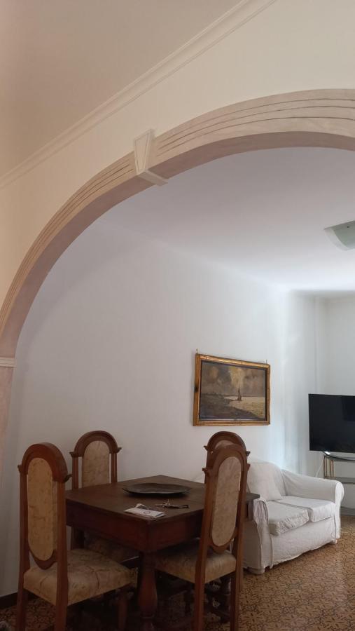 Appartamento Incantevole Al Centro Di Торваяника Екстериор снимка