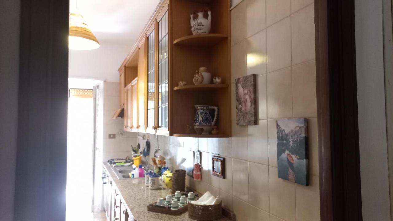 Appartamento Incantevole Al Centro Di Торваяника Екстериор снимка