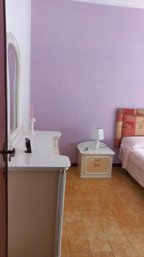 Appartamento Incantevole Al Centro Di Торваяника Екстериор снимка