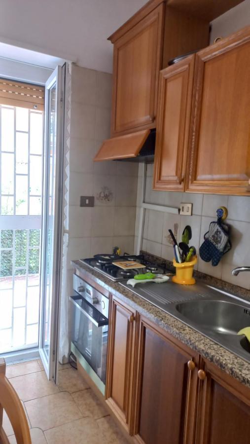 Appartamento Incantevole Al Centro Di Торваяника Екстериор снимка