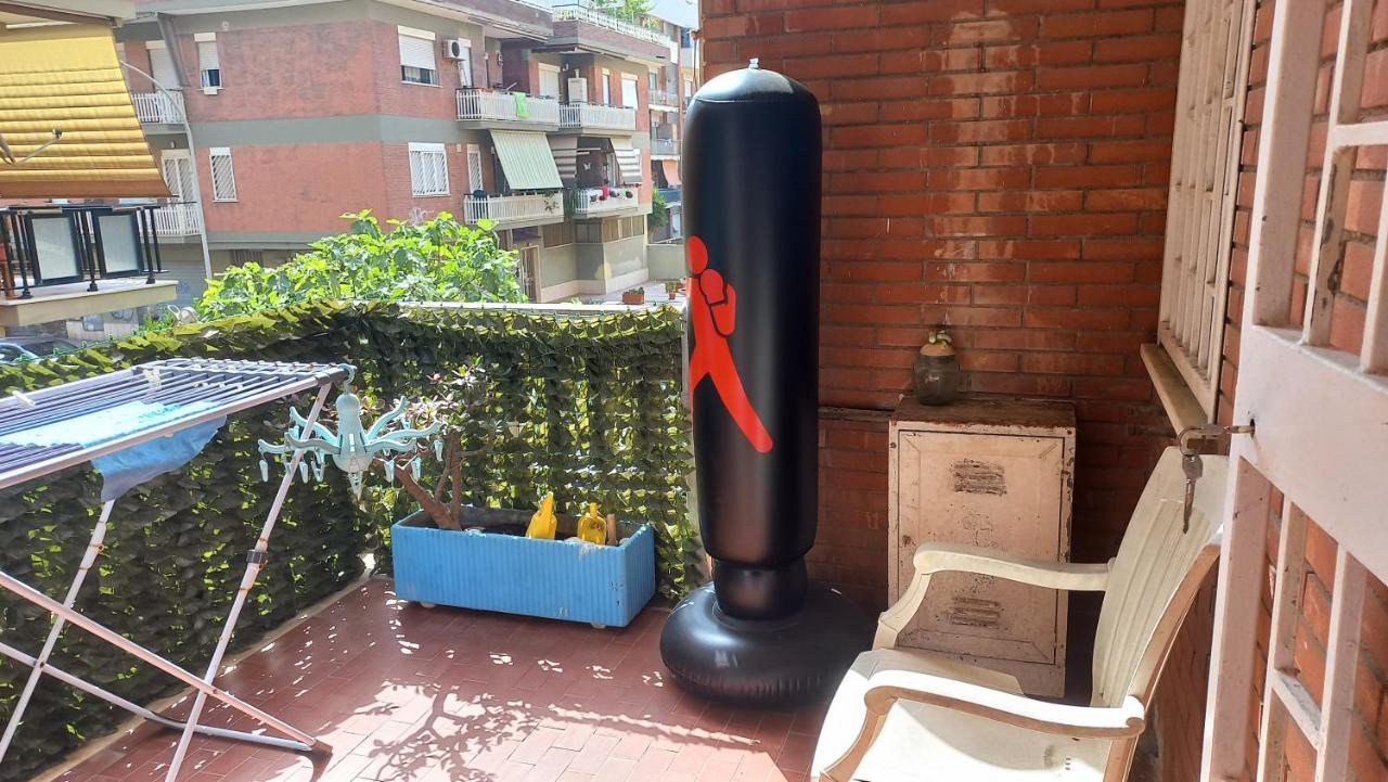 Appartamento Incantevole Al Centro Di Торваяника Екстериор снимка