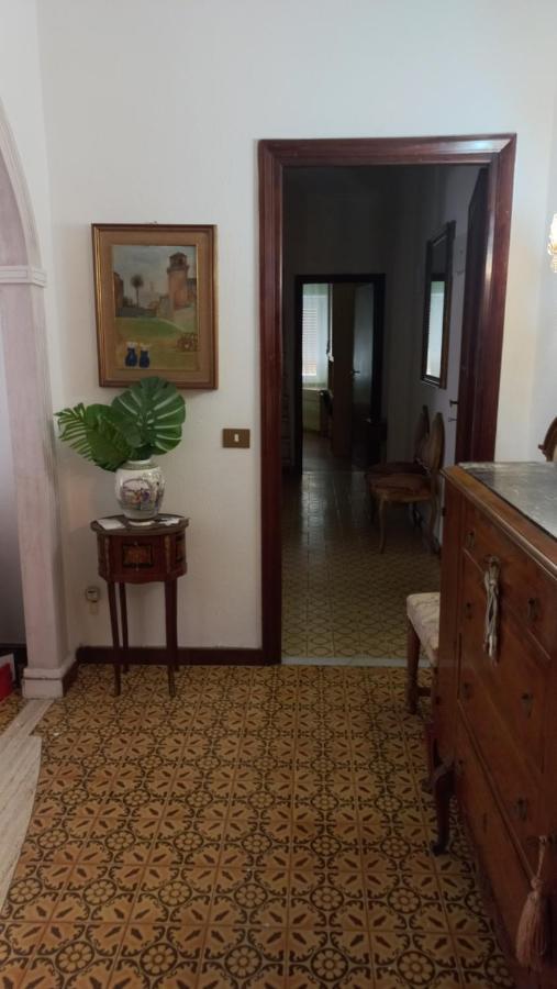 Appartamento Incantevole Al Centro Di Торваяника Екстериор снимка