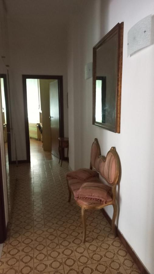 Appartamento Incantevole Al Centro Di Торваяника Екстериор снимка